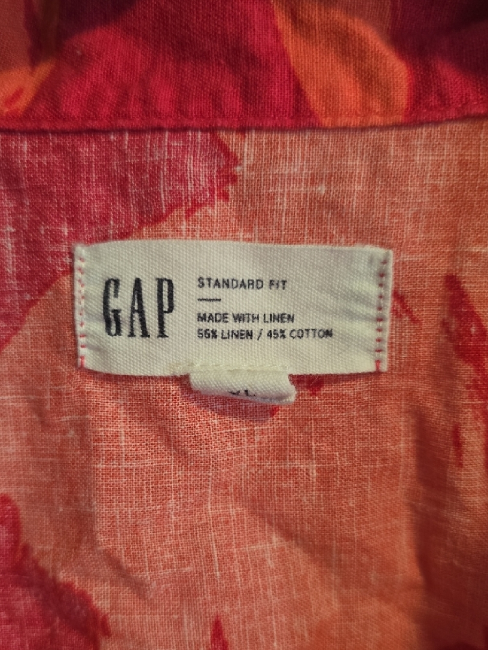 GAP Men’s Short-Sleeve Floral Button-Up in Pink & Orange - Picture 2 of 4